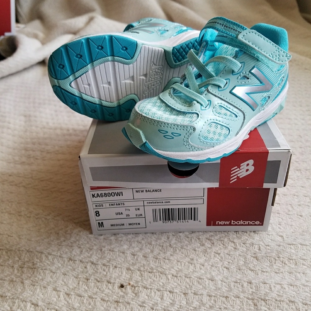 New Balance toddler tennis shoes